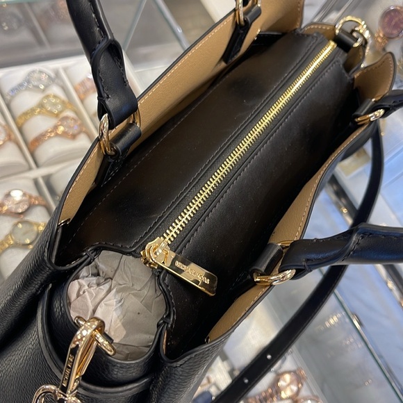 Michael Kors Mercer Large Top-Zip Belted Satchel Crossbody Center Zip
Black
NWT - Picture 7 of 16